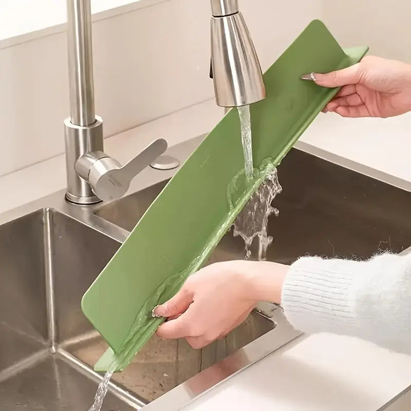 Suction Cup Kitchen Water Splash Protector